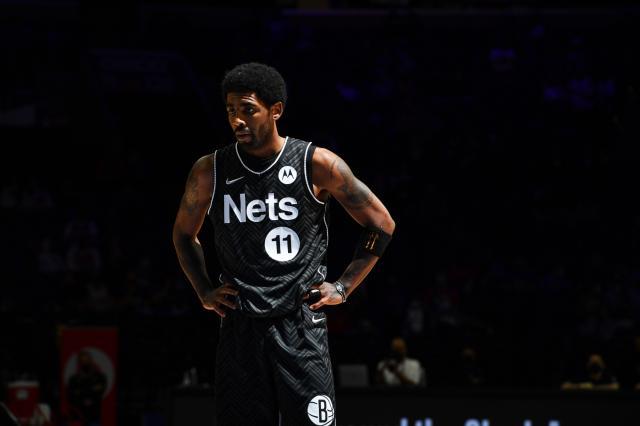 1636882024377071984.jpg 211014-kyrie-irving-jm-0935.jpg